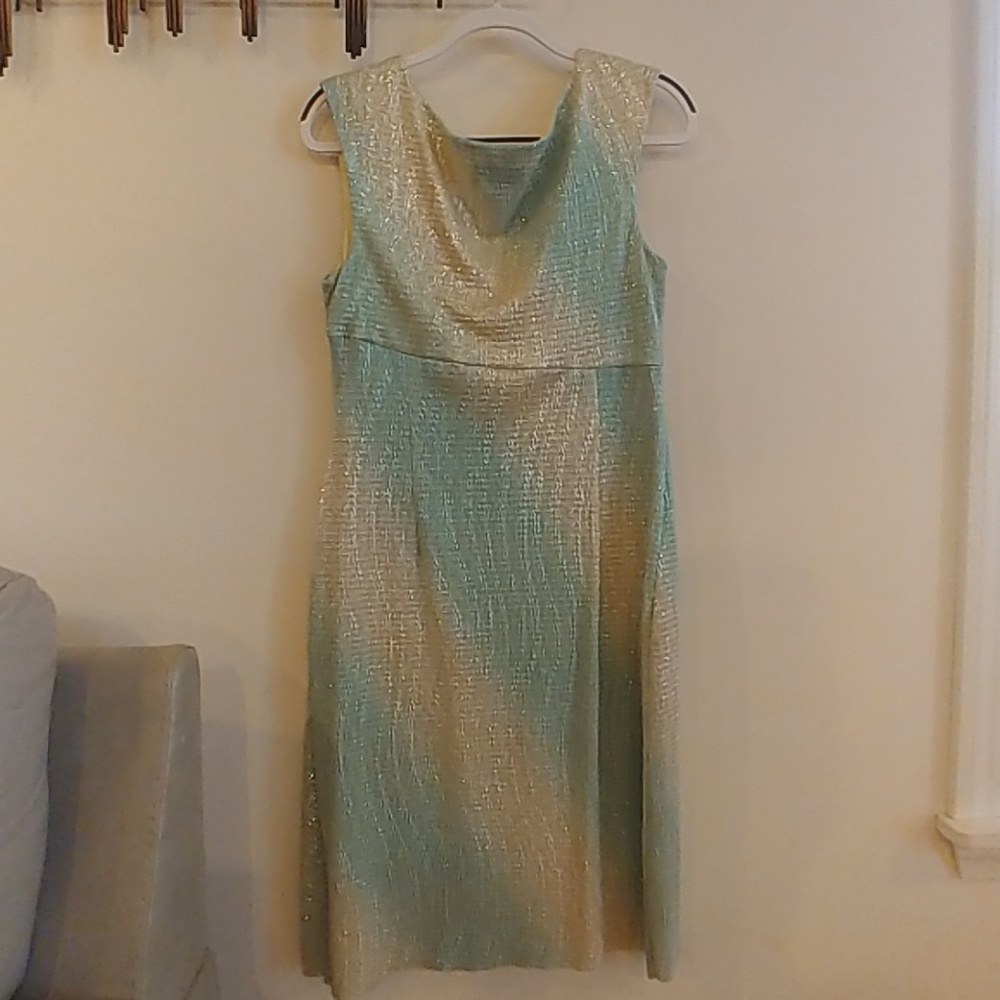 Dress - Picture 2 of 2